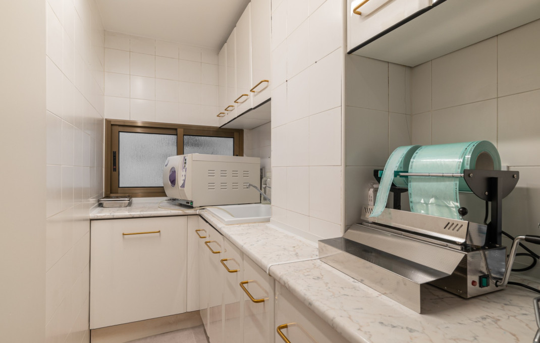 Venta en rentabilidad - Clinica -
Barcelona - Les corts