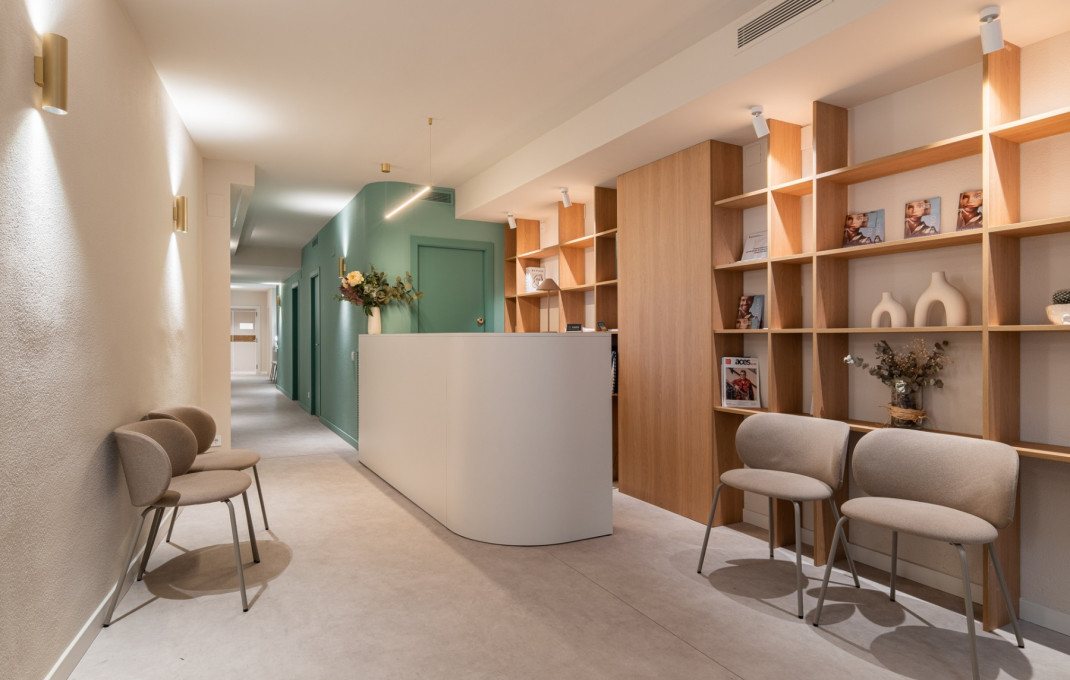 Venta en rentabilidad - Clinica -
Barcelona - Les corts