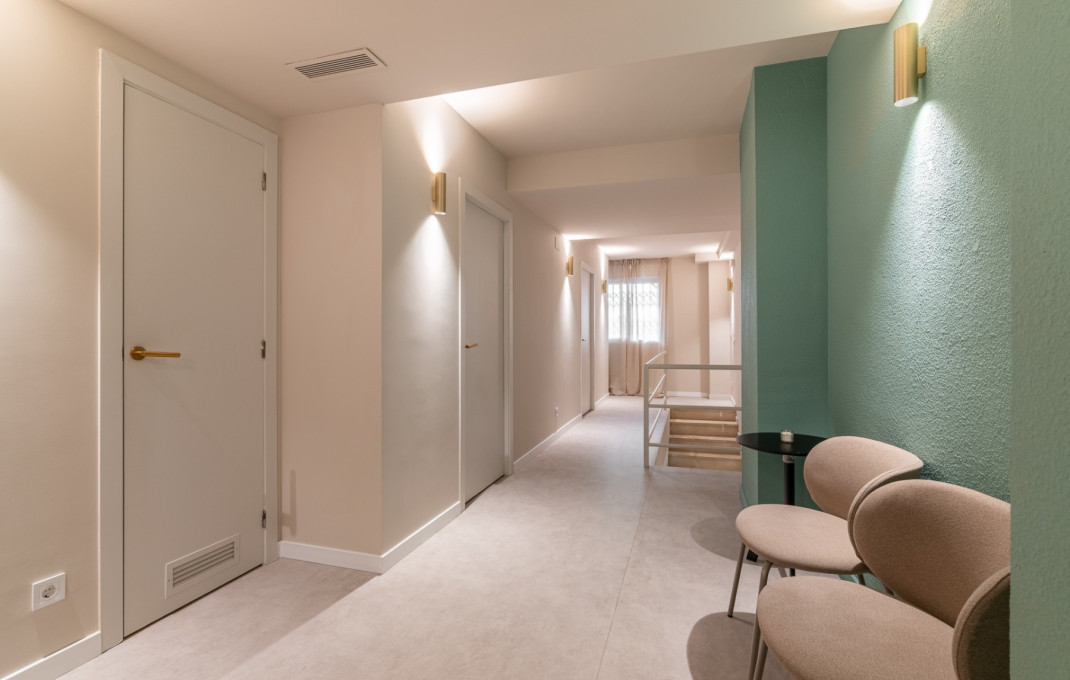 Venta en rentabilidad - Clinica -
Barcelona - Les corts