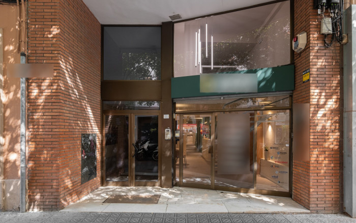 Venta en rentabilidad - Clinica -
Barcelona - Les corts