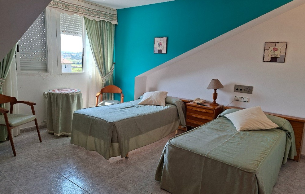 Venta - Hoteles -
Pontevedra - Galicia - Pontevedra