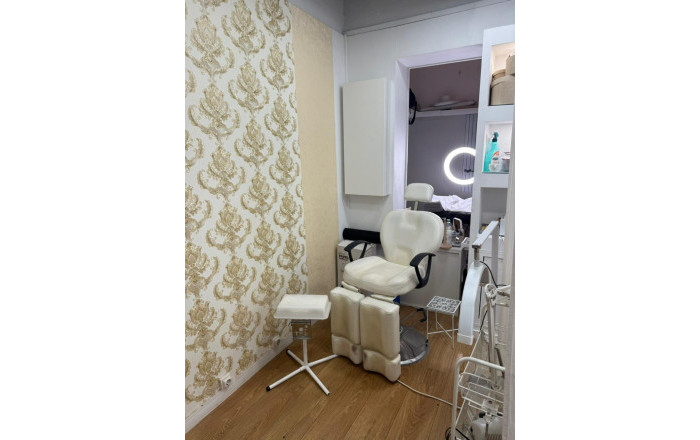 Traspaso - Peluquerias y Estetica -
Barcelona - Gràcia