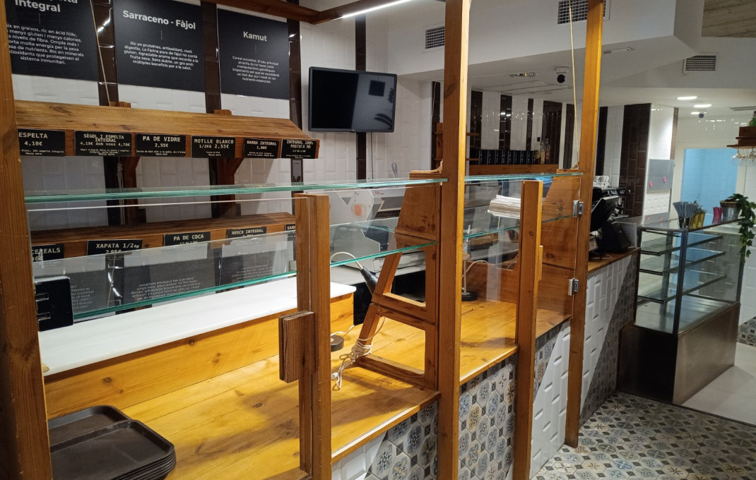 Traspaso - Obradores y/o Panaderias -
Barcelona - Les corts