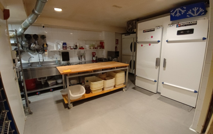 Traspaso - Obradores y/o Panaderias -
Barcelona - Les corts