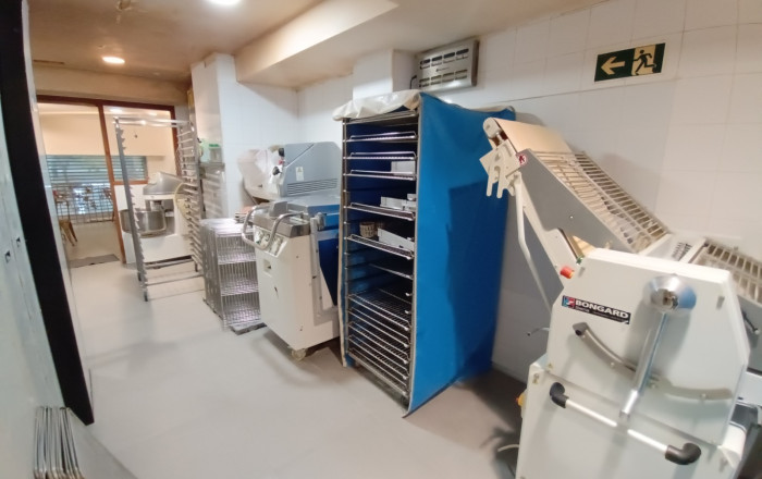 Traspaso - Obradores y/o Panaderias -
Barcelona - Les corts