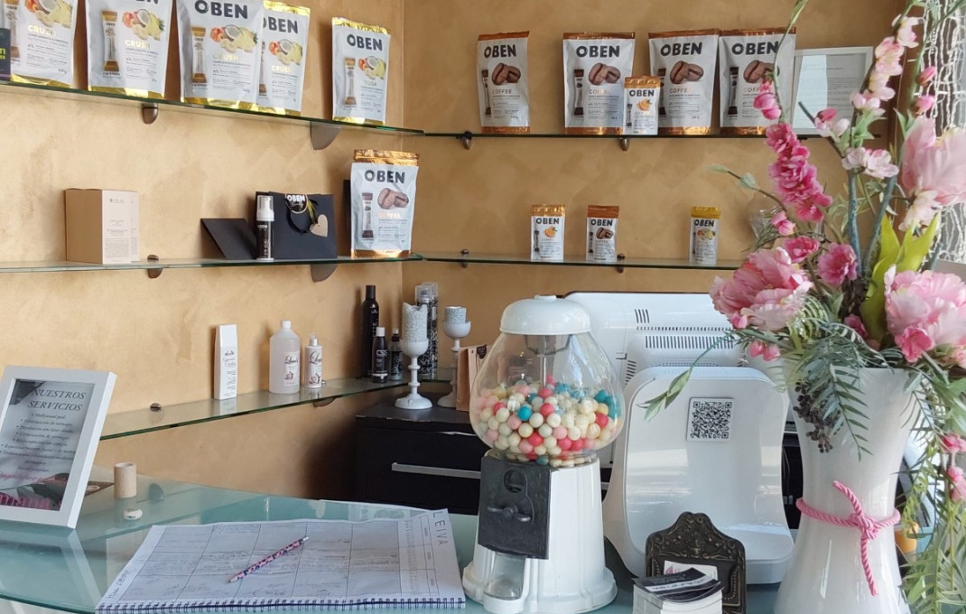 Traspaso - Peluquerias y Estetica -
Terrassa