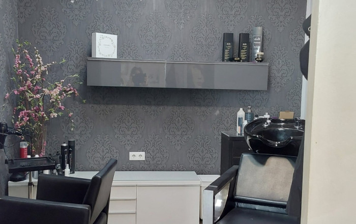 Traspaso - Peluquerias y Estetica -
Terrassa