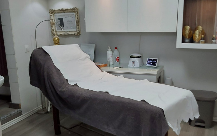 Traspaso - Peluquerias y Estetica -
Terrassa