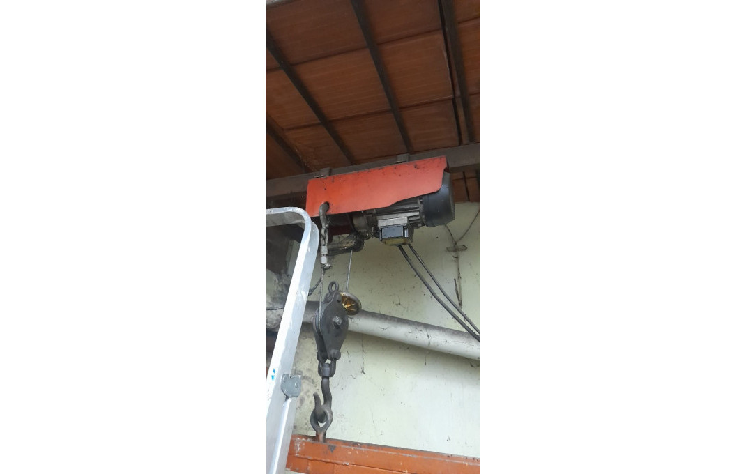 Transfert - atelier mécanique -
Barcelona - Eixample Derecho