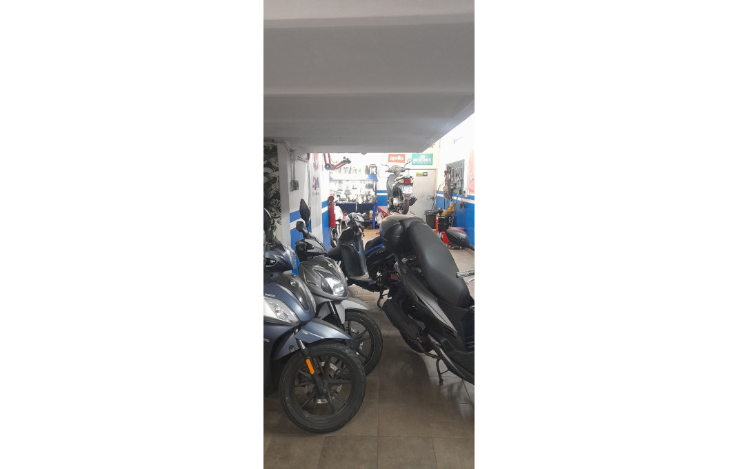 Transfert - atelier mécanique -
Barcelona - Eixample Derecho