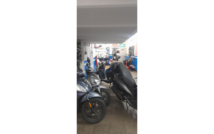 Transfert - atelier mécanique -
Barcelona - Eixample Derecho