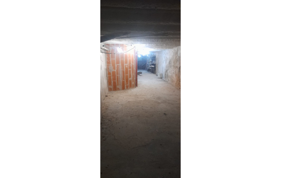 Transfert - atelier mécanique -
Barcelona - Eixample Derecho