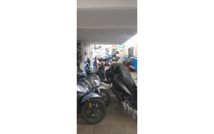 Transfert - atelier mécanique -
Barcelona - Eixample Derecho