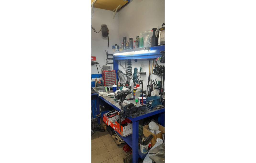 Transfert - atelier mécanique -
Barcelona - Eixample Derecho