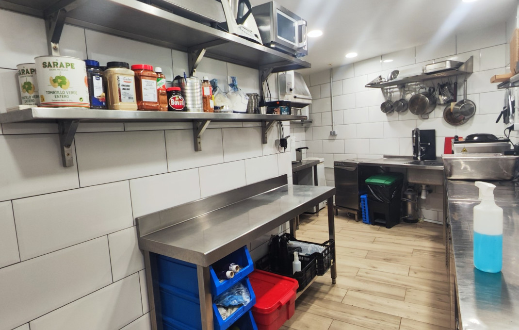 Traspaso - Bar Restaurante -
Barcelona - Gràcia