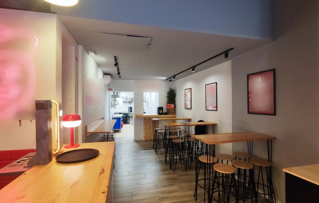 Traspaso - Bar Restaurante -
Barcelona - Gràcia