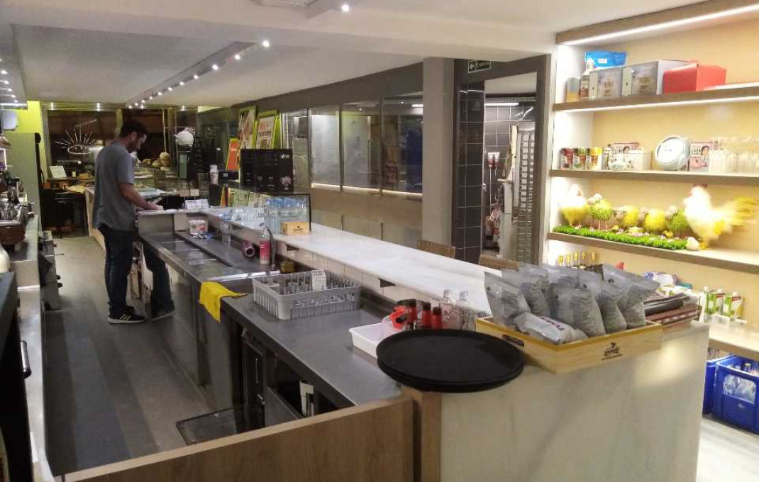 Traspaso - Obradores y/o Panaderias -
Barcelona - Les corts