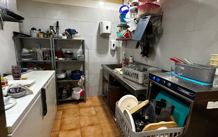 Traspaso - Obradores y/o Panaderias -
Barcelona - Sant Andreu