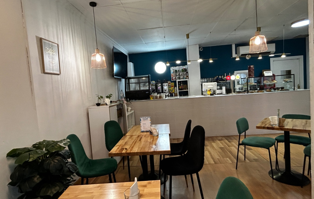 Traspaso - Obradores y/o Panaderias -
Barcelona - Sant Andreu