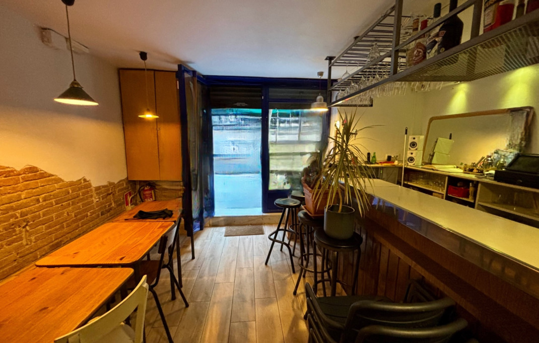 Traspaso - Restaurante -
Barcelona - Gràcia