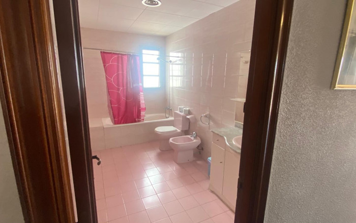 Alquiler - Casa -
Blanes