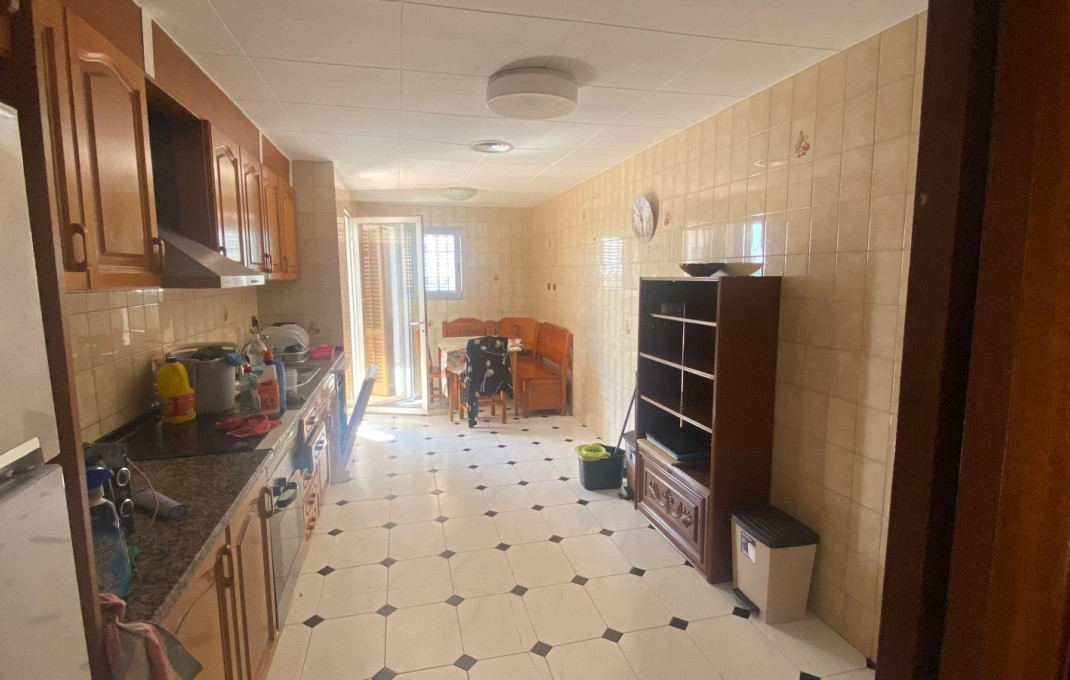 Alquiler - Casa -
Blanes