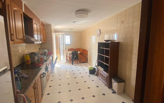 Alquiler - Casa -
Blanes