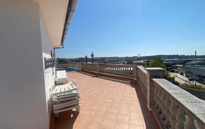 Alquiler - Casa -
Blanes