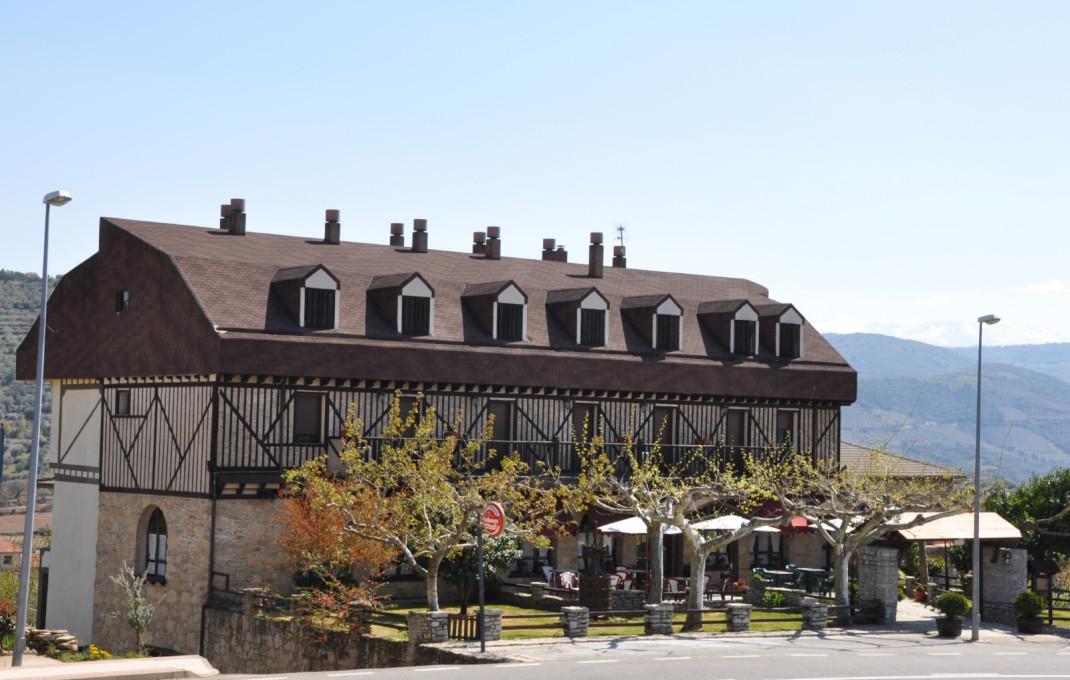 Sale - Apartamentos Turísticos -
Salamanca  - Sotoserrana 