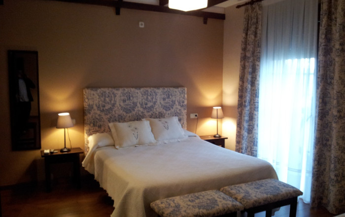 Sale - Apartamentos Turísticos -
Salamanca  - Sotoserrana 