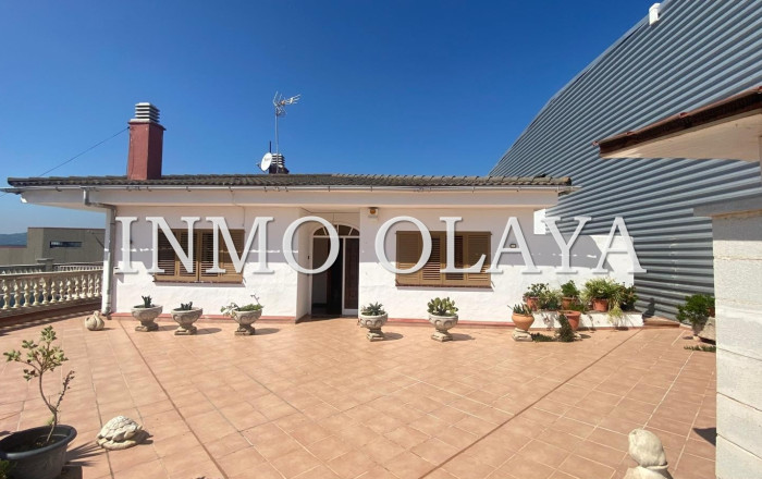 Alquiler - Casa -
Blanes