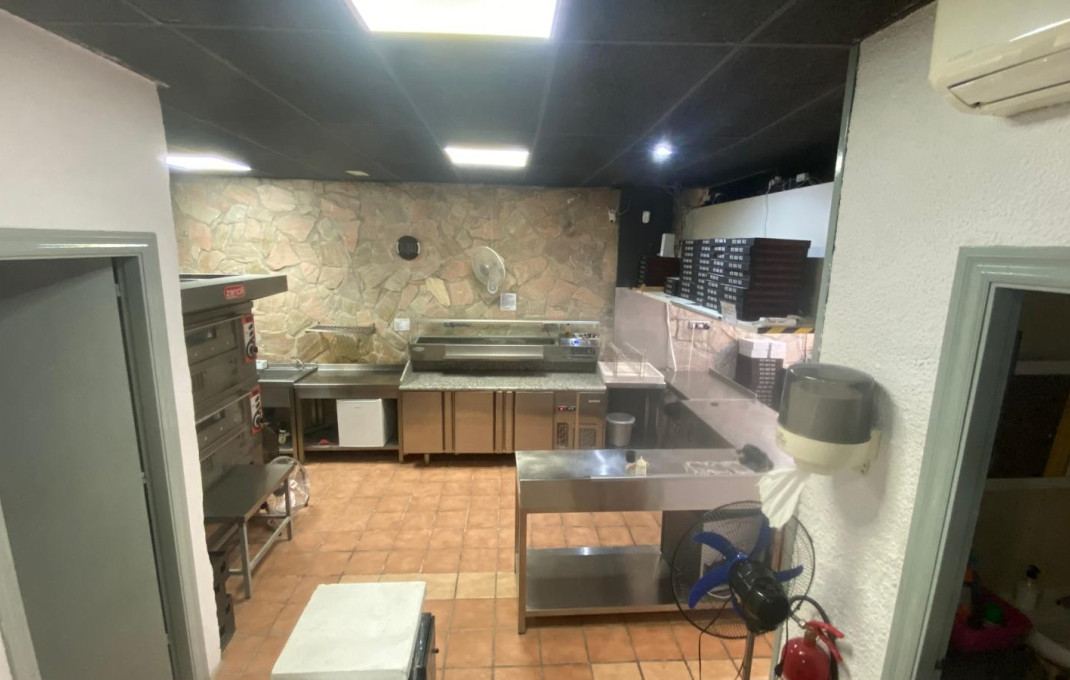 Traspaso - Take Away -
Blanes