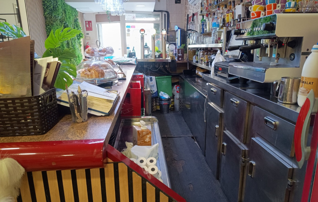 Traspaso - Bar Restaurante -
Barcelona - Sant Martí