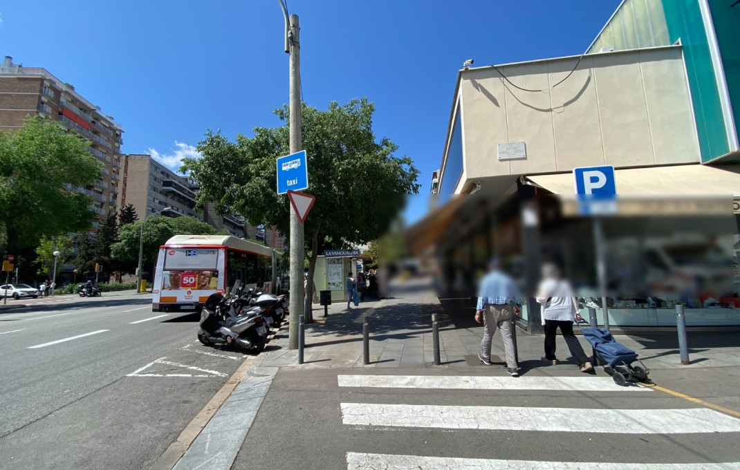 Traspaso - Bar Restaurante -
Barcelona - Les corts