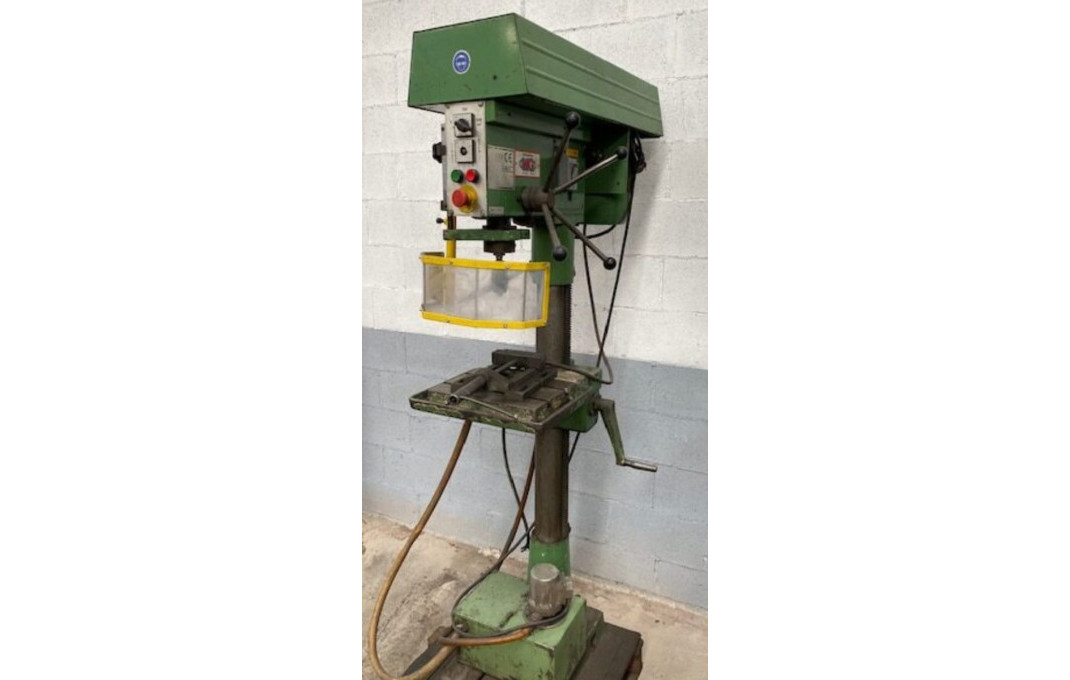 Venta - Local comercial -
Barcelona - Nou Barris