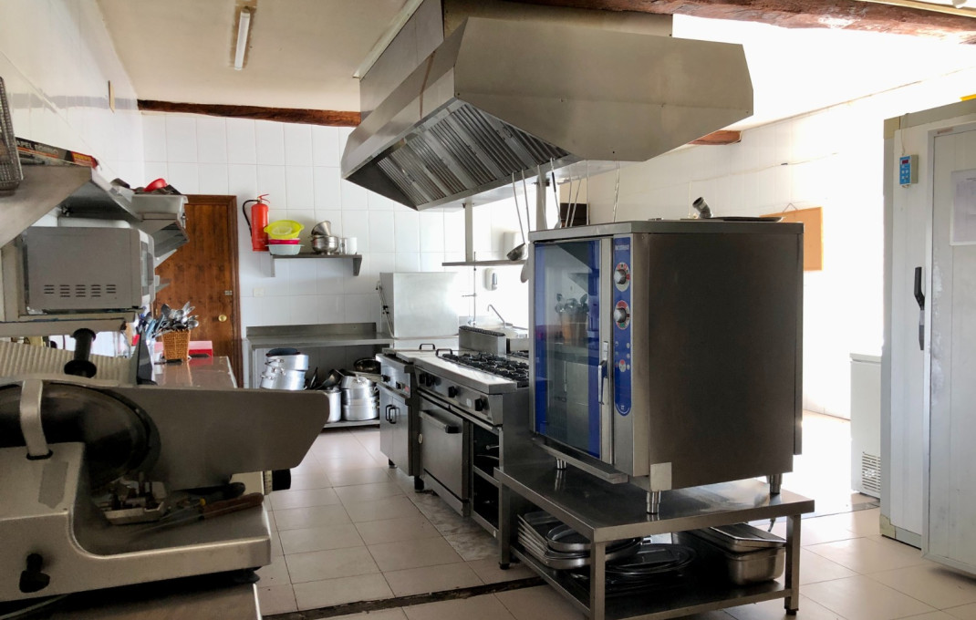 Venta - Hoteles -
Reinosa - Hermandad de Campoo de Suso