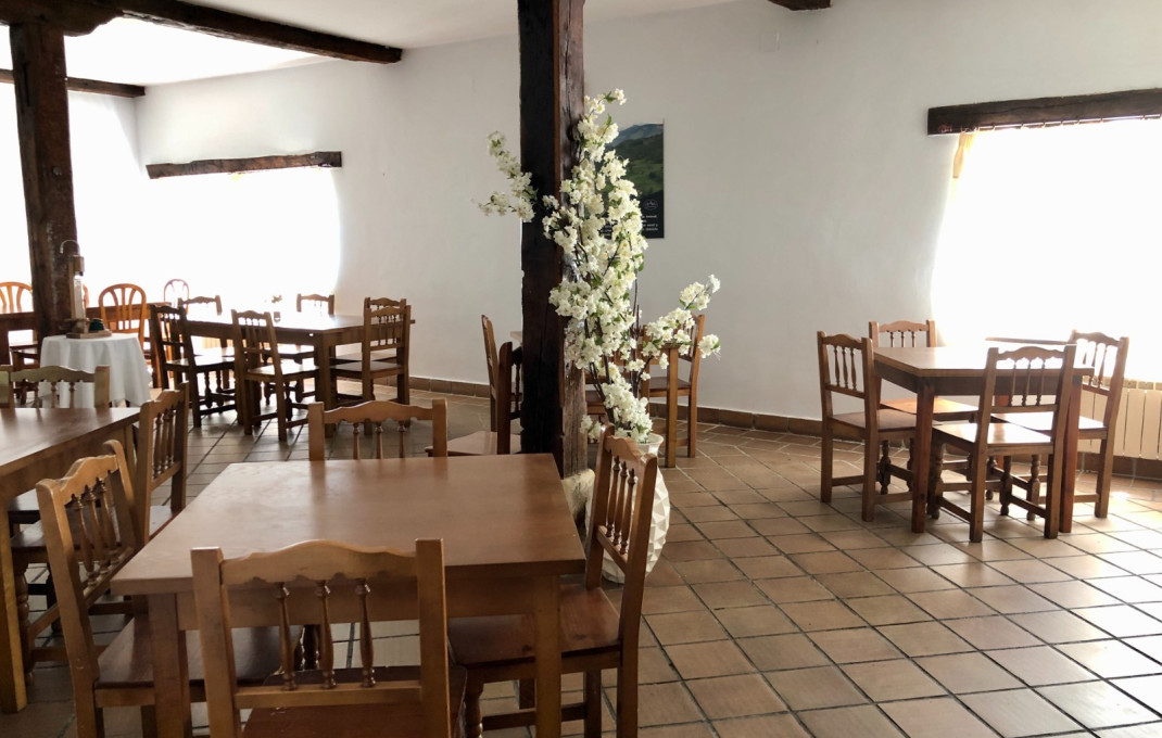 Venta - Hoteles -
Reinosa - Hermandad de Campoo de Suso