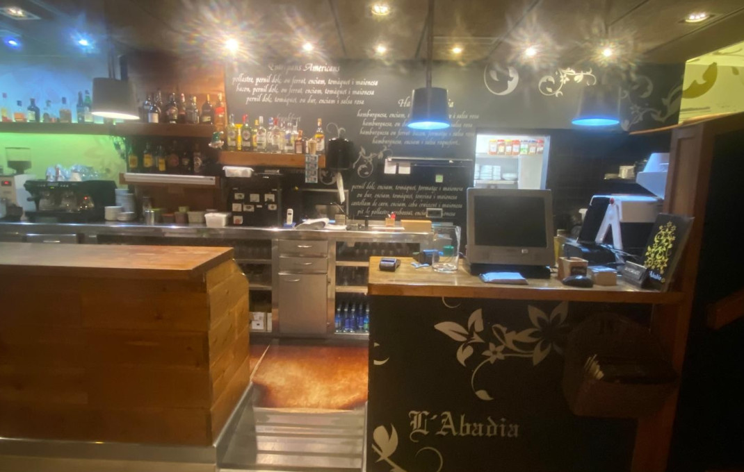 Traspaso - Bar-Cafeteria -
Malgrat de Mar