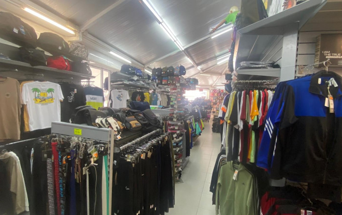 Venta - Tiendas -
Blanes