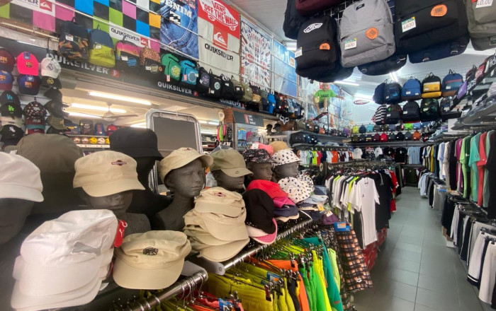 Alquiler - Tiendas -
Blanes