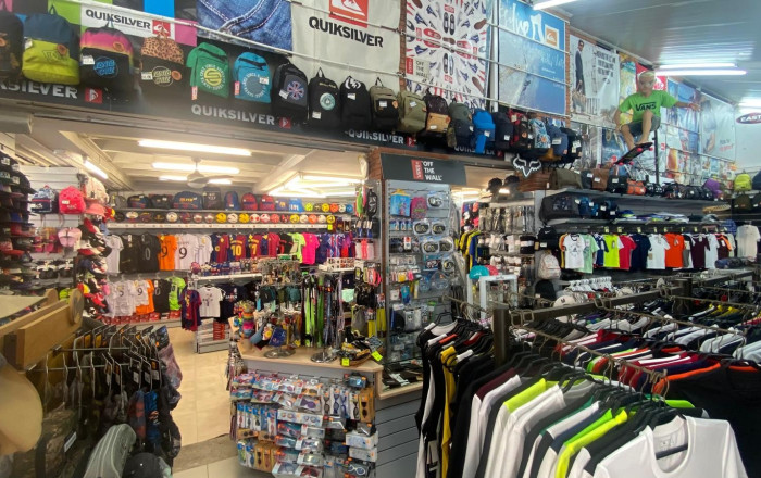 Alquiler - Tiendas -
Blanes