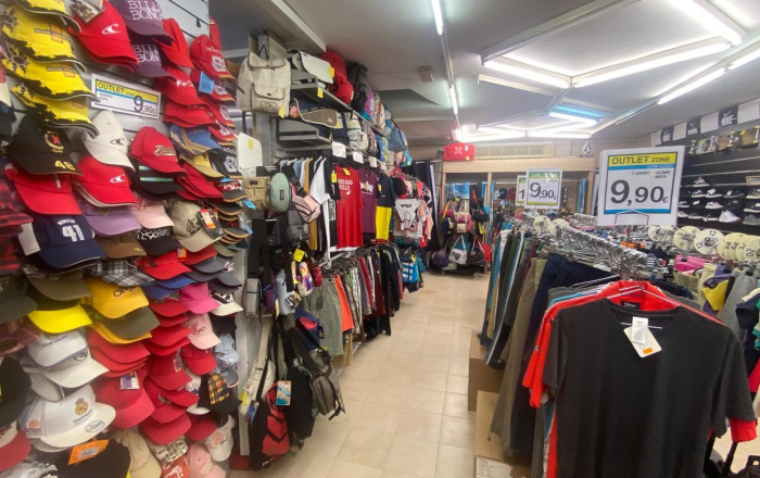 Alquiler - Tiendas -
Blanes