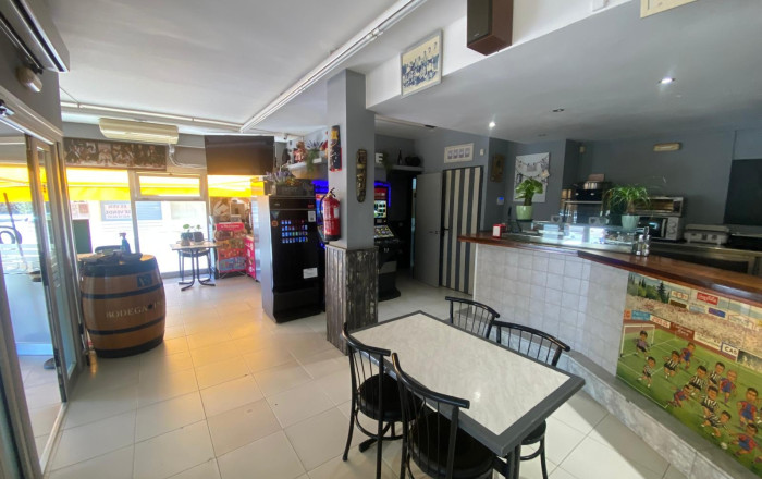 Sale - Bar-Cafeteria -
Palafrugell