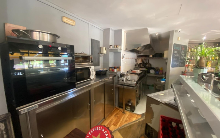 Sale - Bar-Cafeteria -
Palafrugell