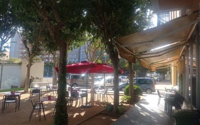 Sale - Bar-Cafeteria -
Palafrugell