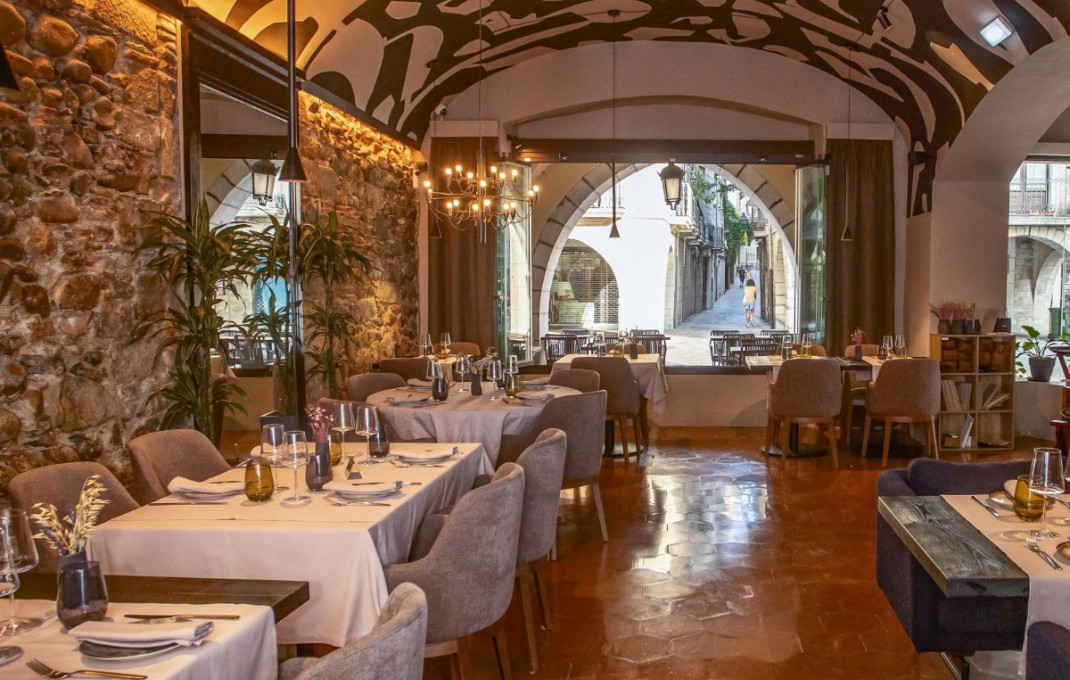 Traspaso - Restaurante -
Girona