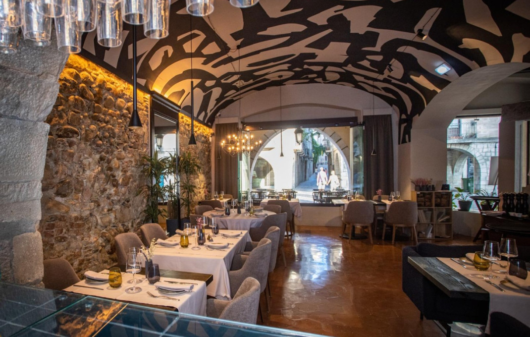 Traspaso - Restaurante -
Girona