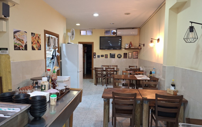 Transfer - Bar Restaurante -
Barcelona - Poble Sec-montjuïc