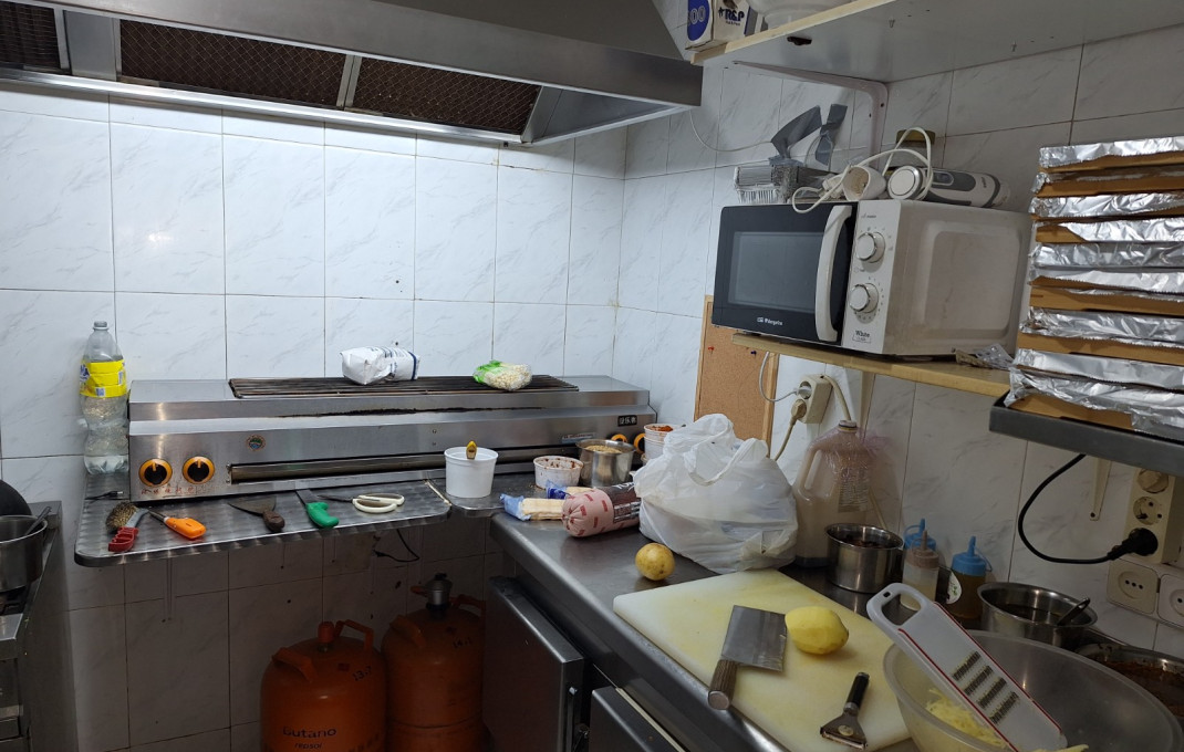 Transfer - Bar Restaurante -
Barcelona - Poble Sec-montjuïc