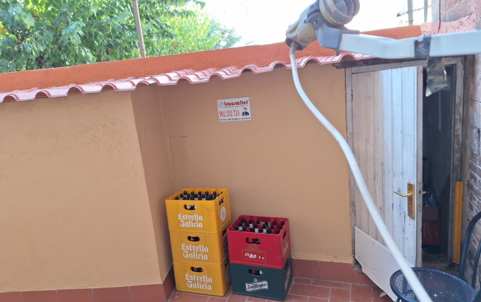 Transfer - Bar Restaurante -
Barcelona - Poble Sec-montjuïc